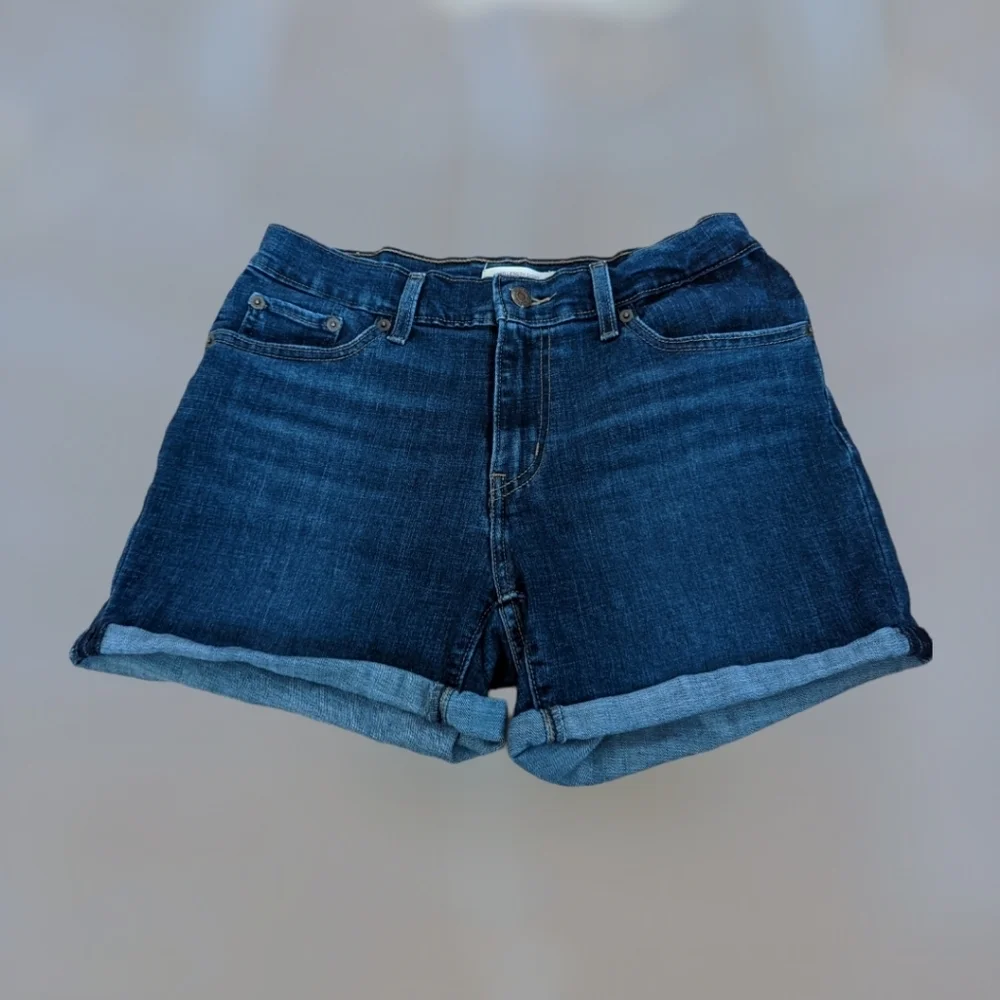 Levi's Mid Length Shorts